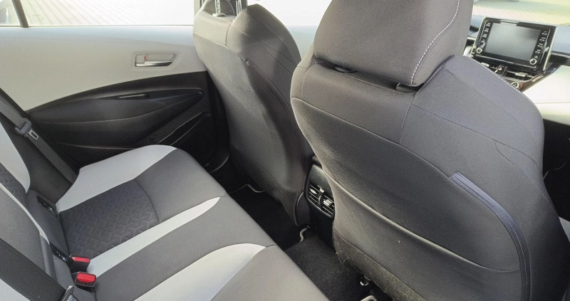 Toyota Corolla cena 89900 przebieg: 118453, rok produkcji 2019 z Jastrowie małe 121
